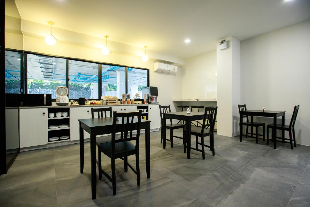 Sr Grand Hotel Chiangmai Chiang Mai Exterior foto