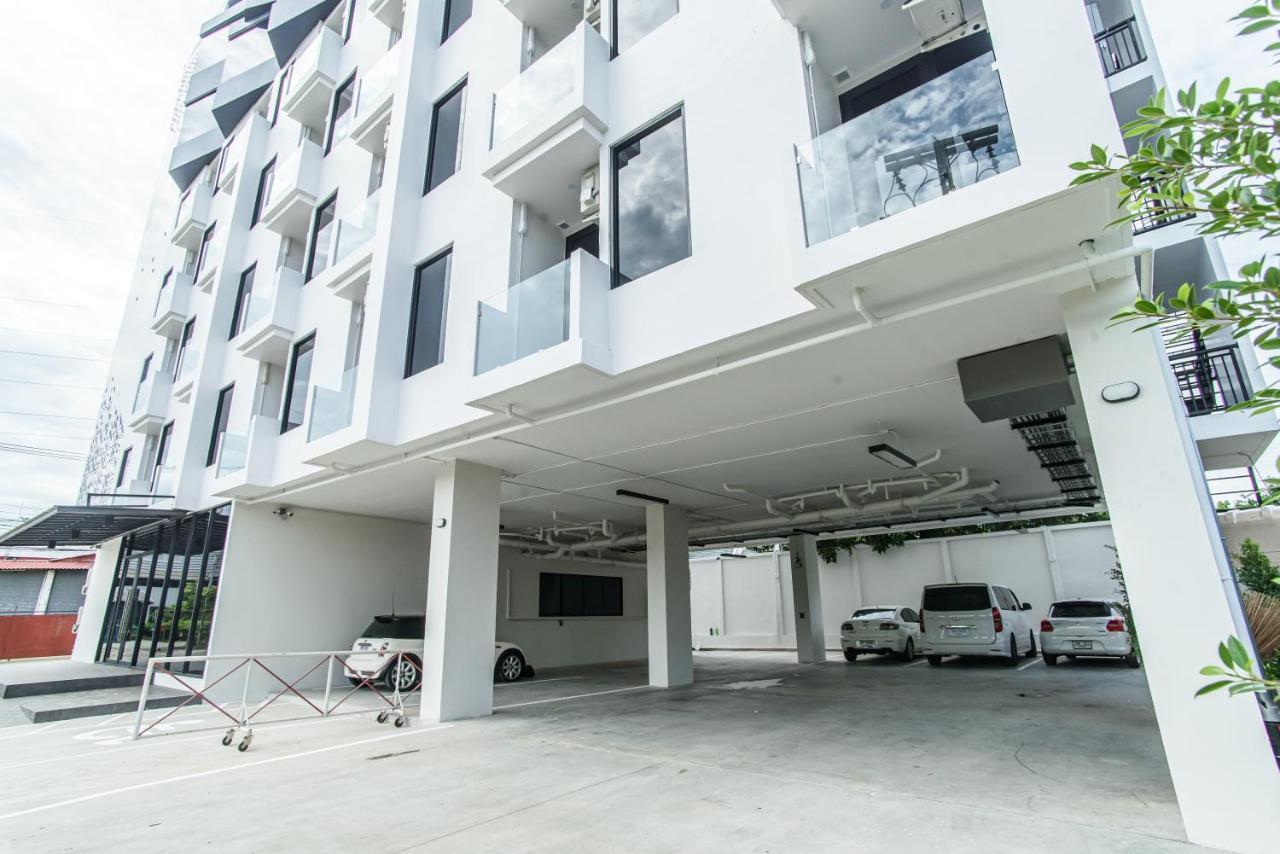 Sr Grand Hotel Chiangmai Chiang Mai Exterior foto